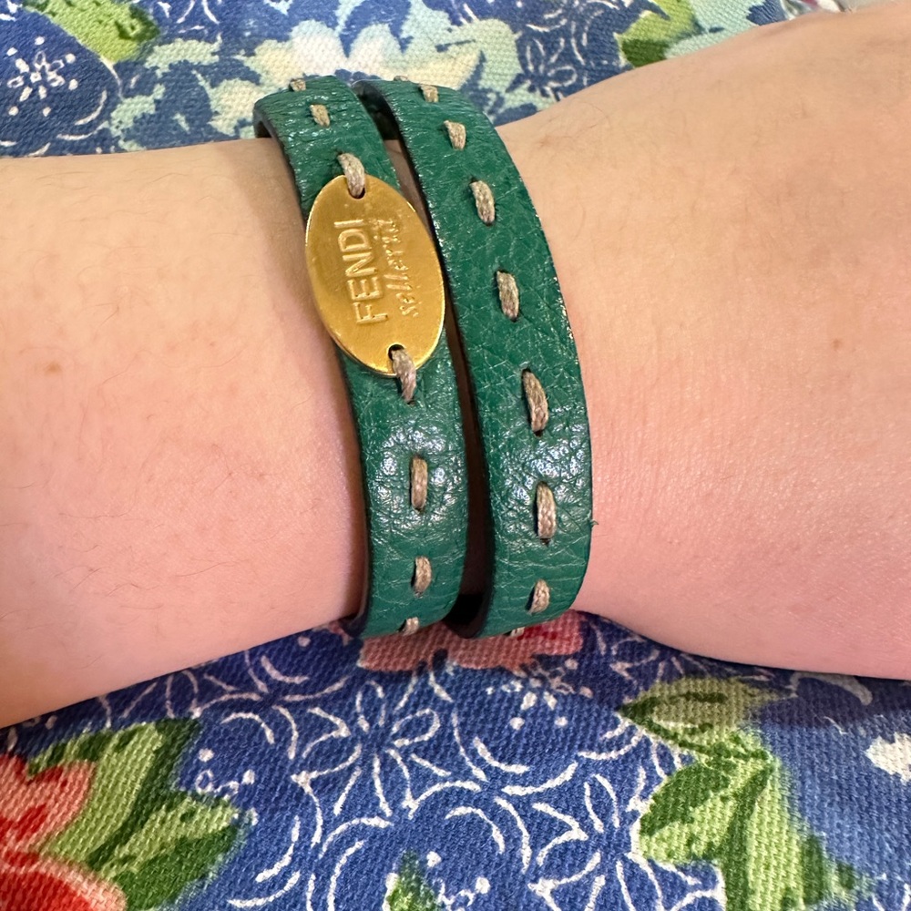 Authentic fendi selleria green leather double wrap bracelet